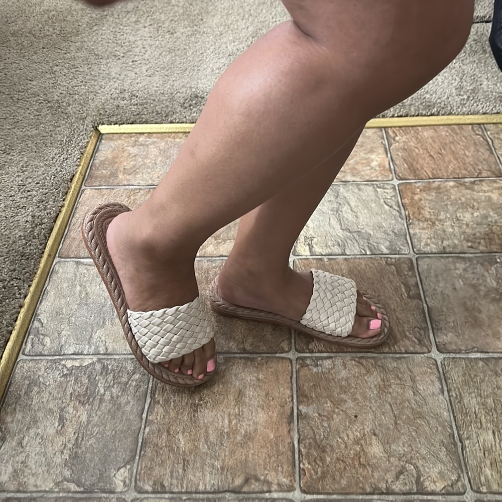 Slide sandals - Picture 6 of 9